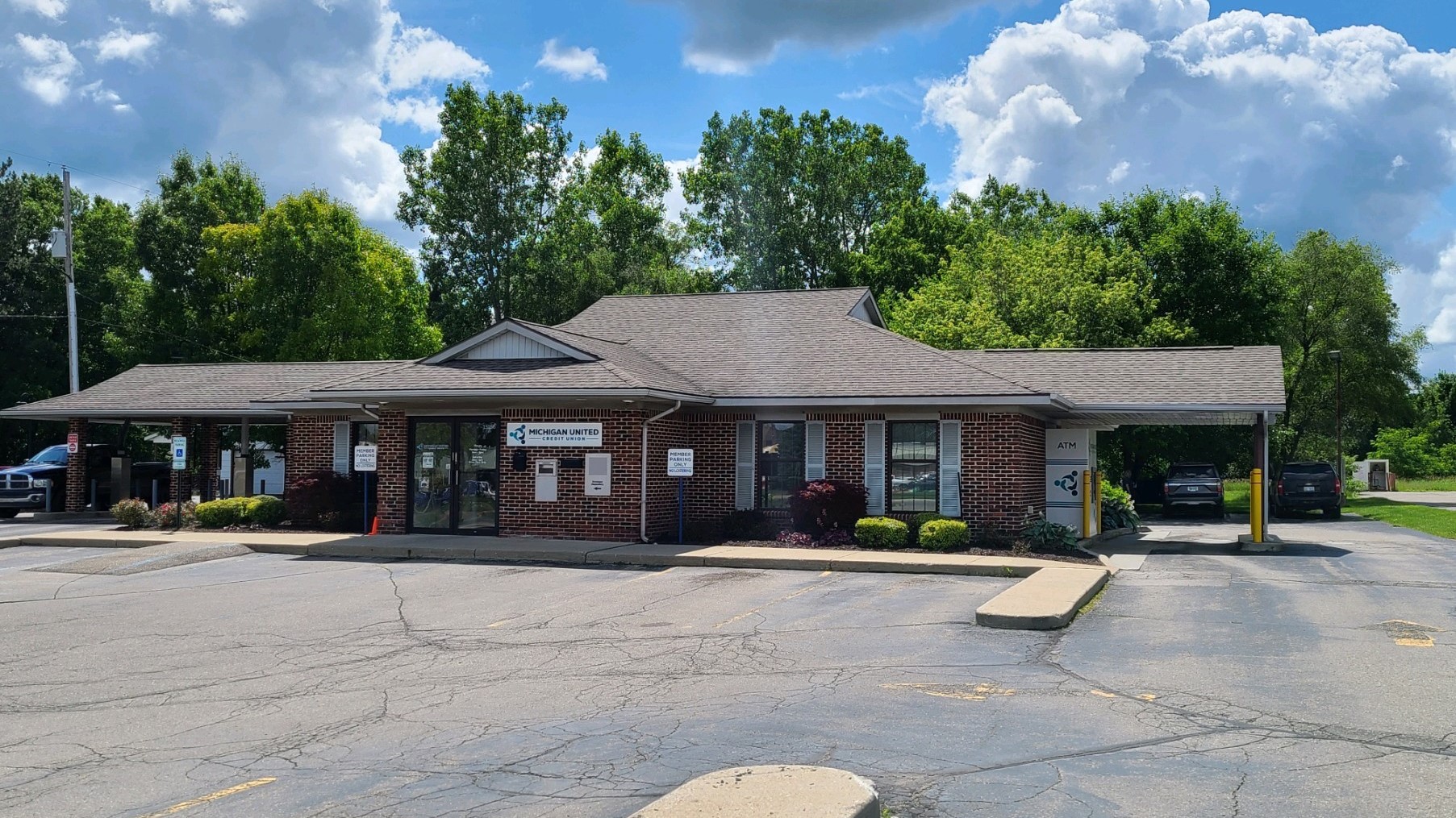 Holly Michigan United Credit Union Branch